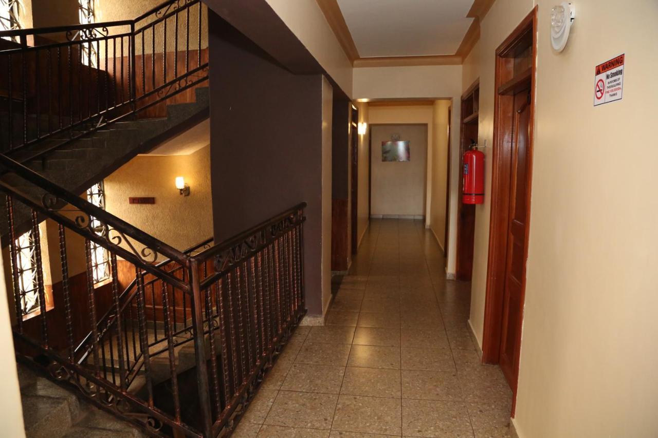 كامبالا Harts Motel المظهر الخارجي الصورة