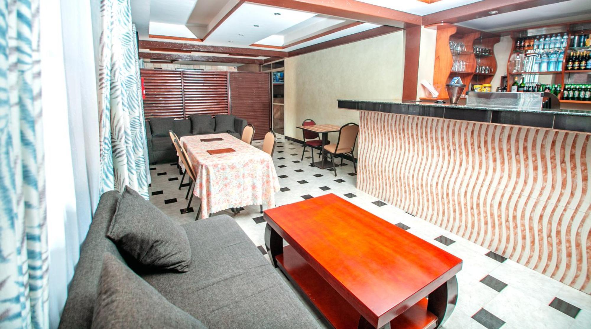 كامبالا Harts Motel المظهر الخارجي الصورة
